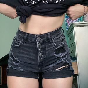 Black AE shorts 🖤